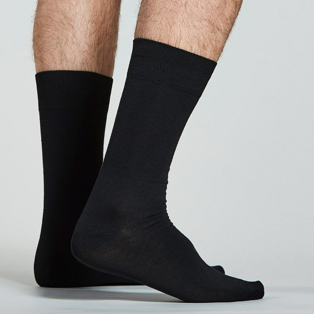 Kit 12 Pares de Meia Social | Preto, Cinza, Marrom Azul | Uso com ternos, roupas sociais e casuais.